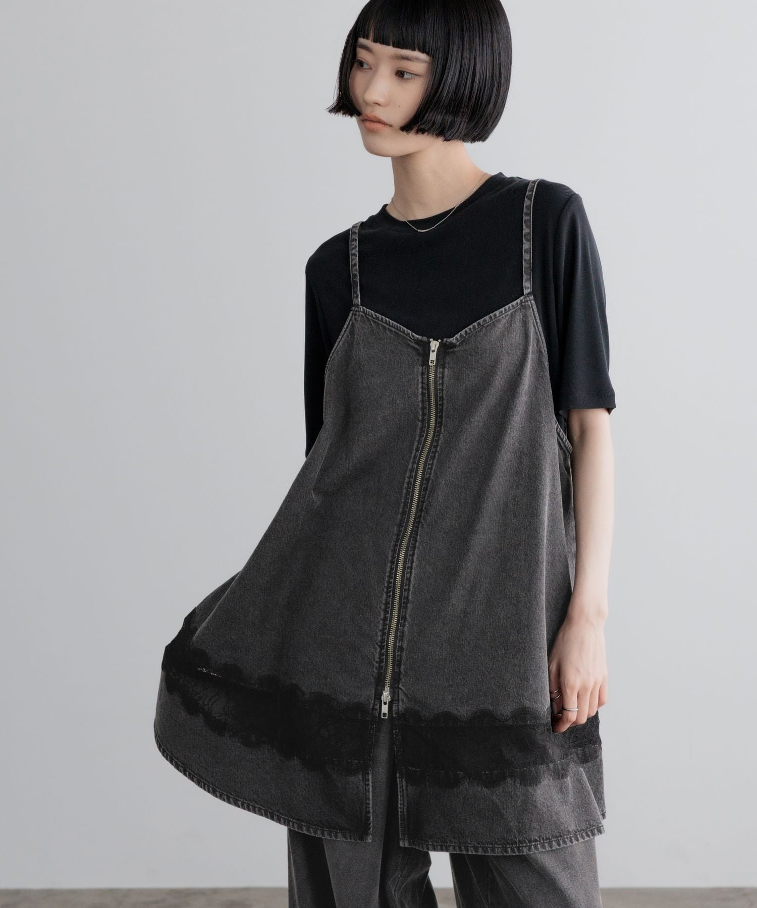 蕾丝 Kirikae 牛仔迷你连衣裙