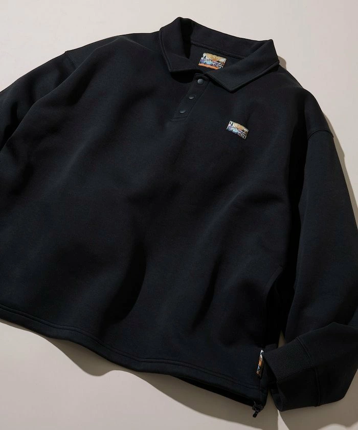 大廓形纺锤纸板一点标志 Polo 色运动衫