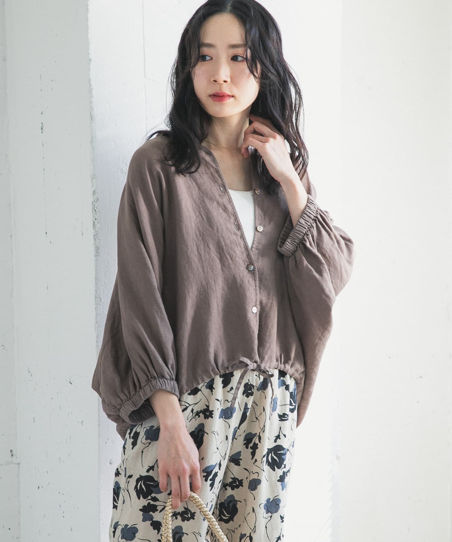 亚麻迷失蝙蝠女衫