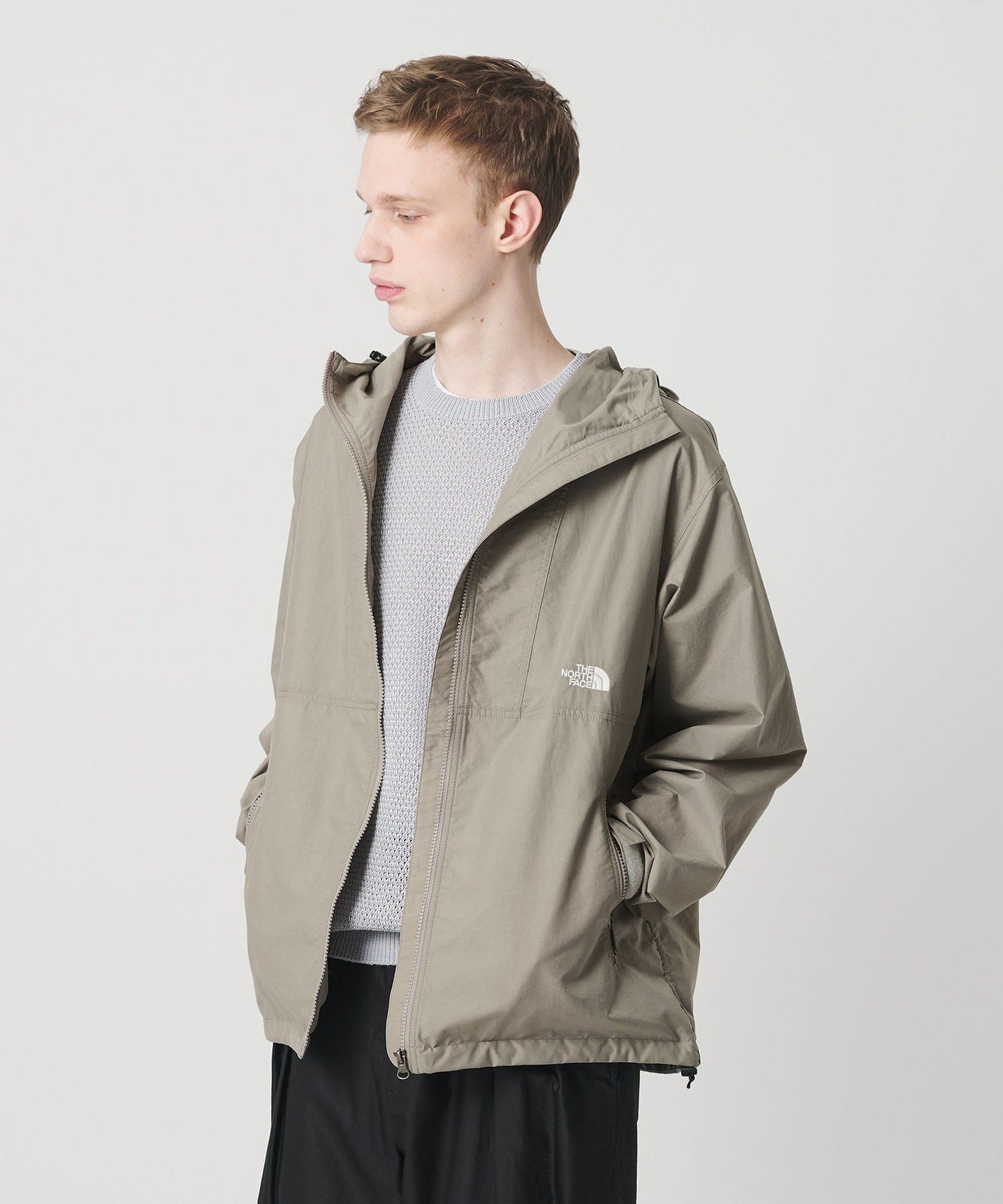 <THE NORTH FACE>紧凑夹克