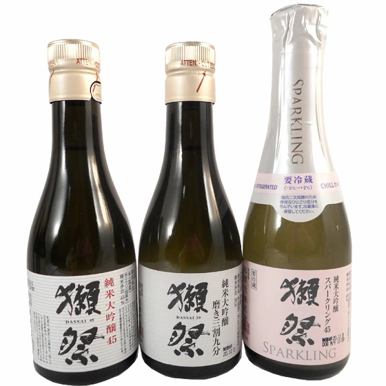 我们提供高品质的清酒和葡萄酒。 Noshi/名字雕刻是免费的！我们接受包装。