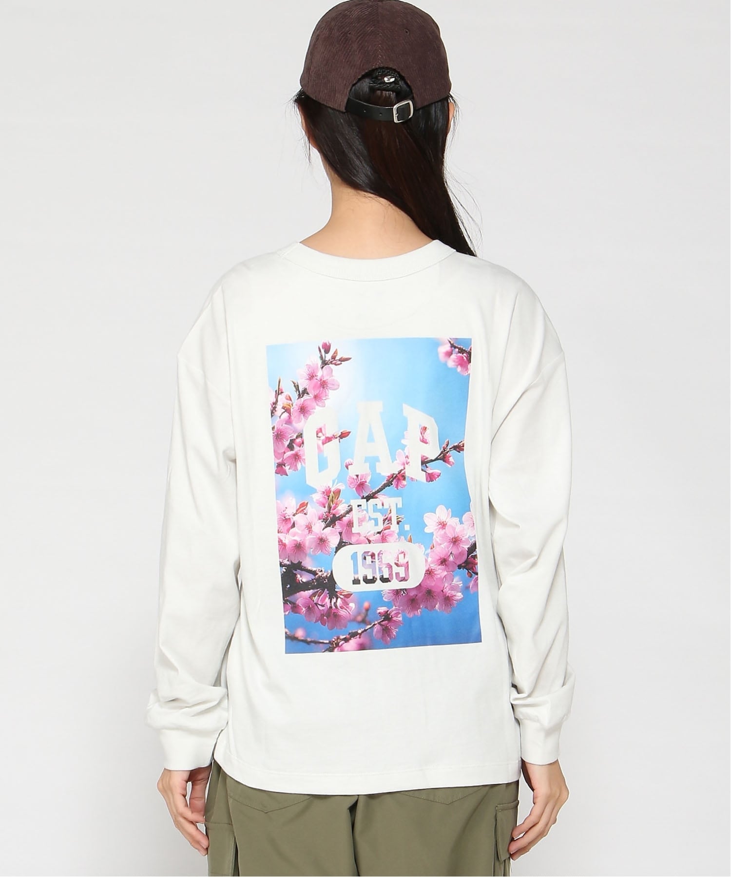 大廓形 SAKURA GAP 徽标 T 恤