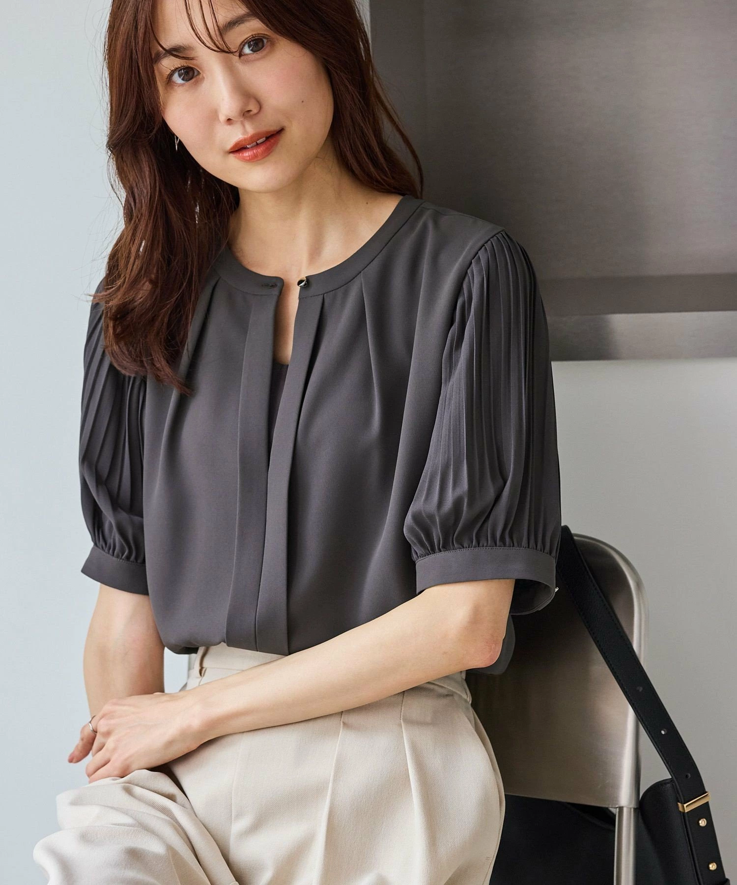 袖子百褶半袖衬衫