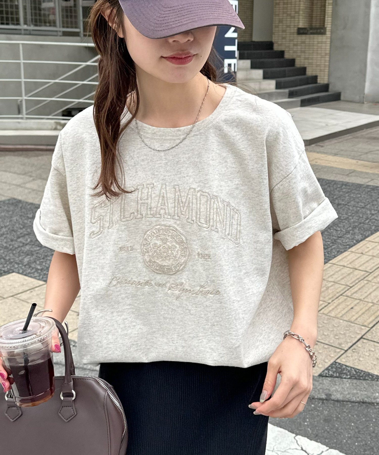 [Enlude] 同色刺绣学院标志T恤《男女皆宜》