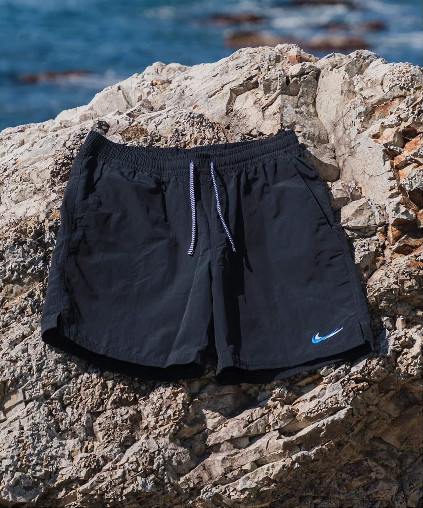 《WEB Limited》NIKE SWIM 限量排球短裤