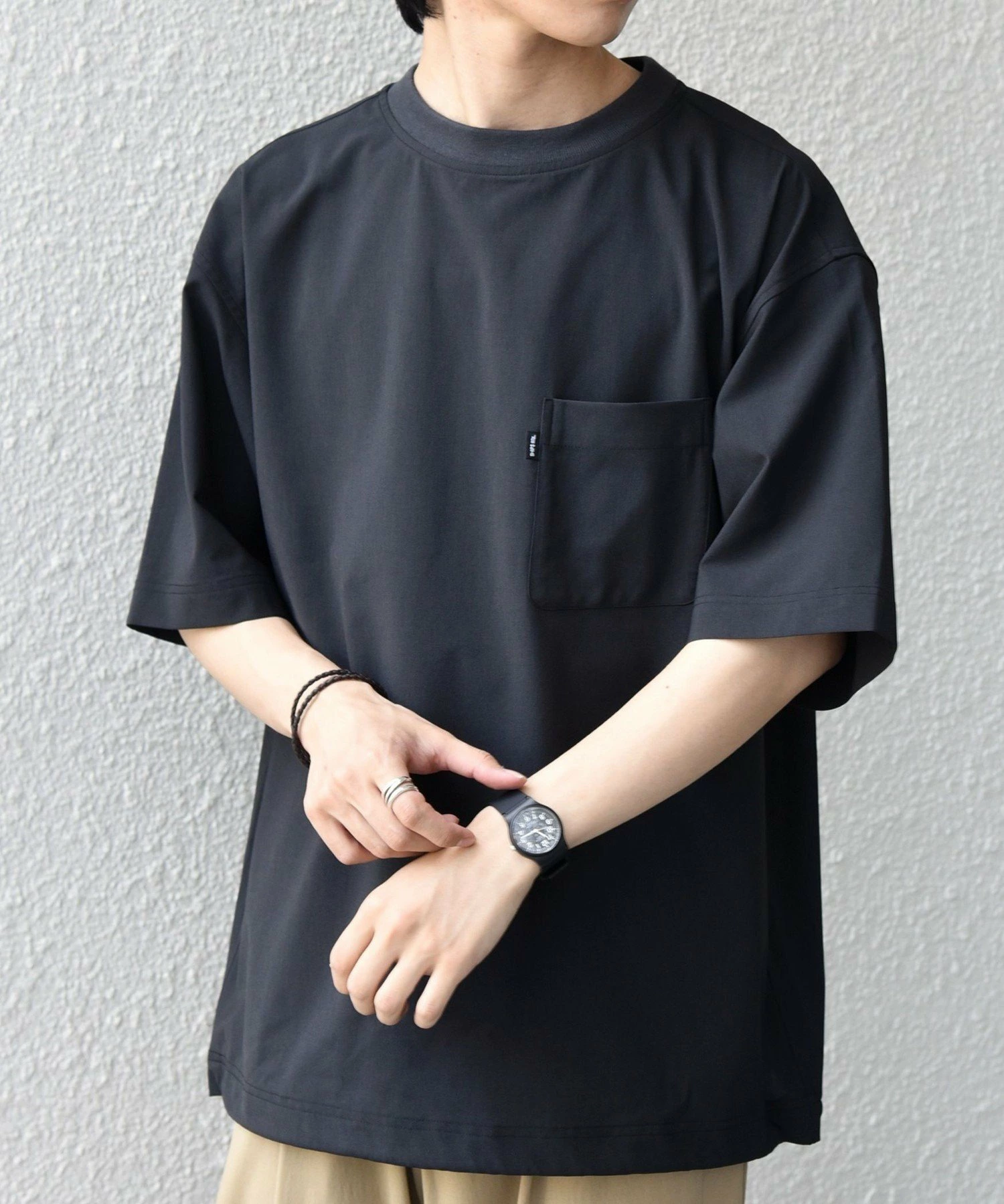 任意发货：<吸水快干>Rapidry 圆领纺锤形口袋 T 恤（兼容设置）◆