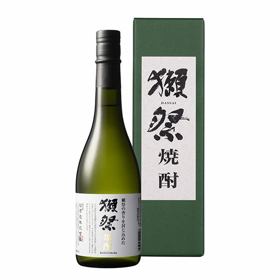 我们提供高品质的清酒和葡萄酒。 Noshi/名字雕刻是免费的！我们接受包装。
